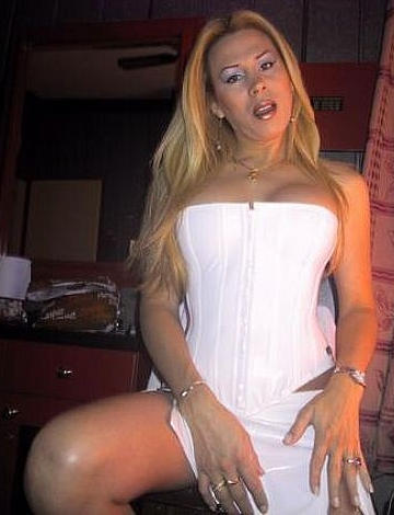 tranny meid zoekt geile contacten, kan ontv en verpl..!!!!!