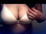 Heeey ik ben een vrolijke latinadame ik hou van mooie lingerie en ik h