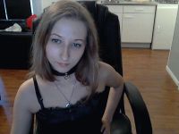 tiener-meisjes willen lekker heet sekschatten met web-cams      !!!!!!