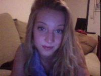 tiener-meisjes willen lekker heet sekschatten met web-cams          !!
