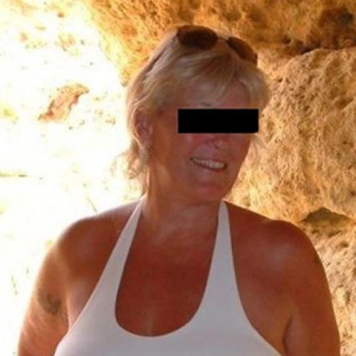 zoek een leuke gezellige man voor een intieme afspraak