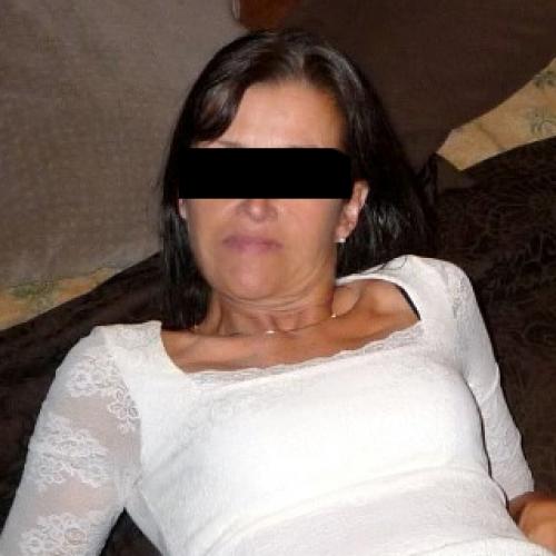 zoek discreet contact met een man, voor seksuele handelingen