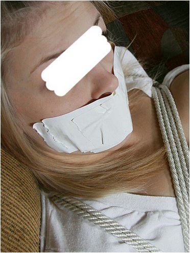 Shesyours (35)     .