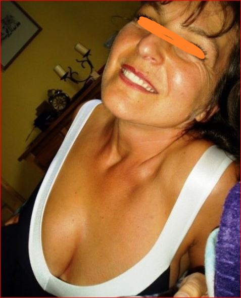 Wilma (58) zoekt een sexdate            .