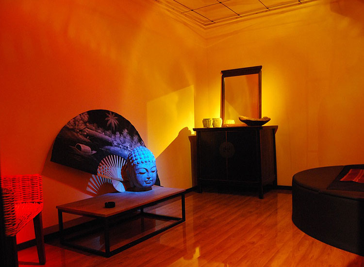 Word jij onze nieuwe masseuse in de Massagerie?