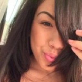 Opgewekte dame zoekt romantische man