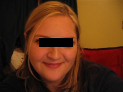 blonde meid van 23 zoekt jonge voor een erotische avond