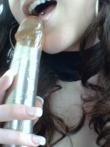 Dildo in de hand