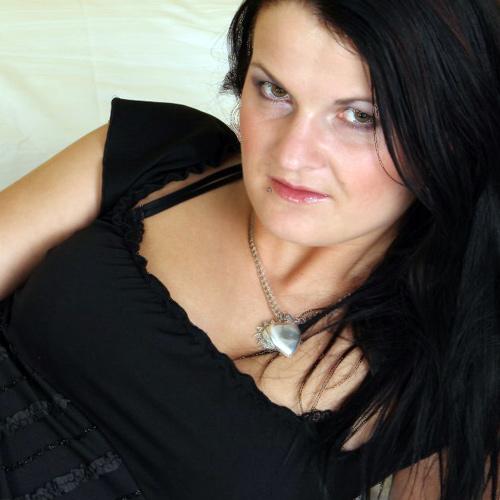 hoi, ben mona, 32 jaar, ben op zoek naar een lieve man die lekker ....
