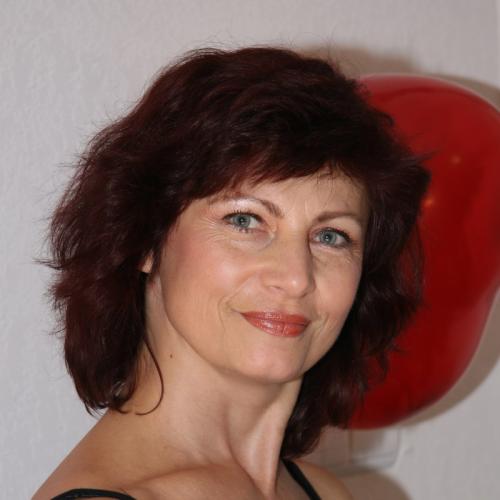 ben een oudere single lady van 54jaar met veel behoeftes, kun jij mijn