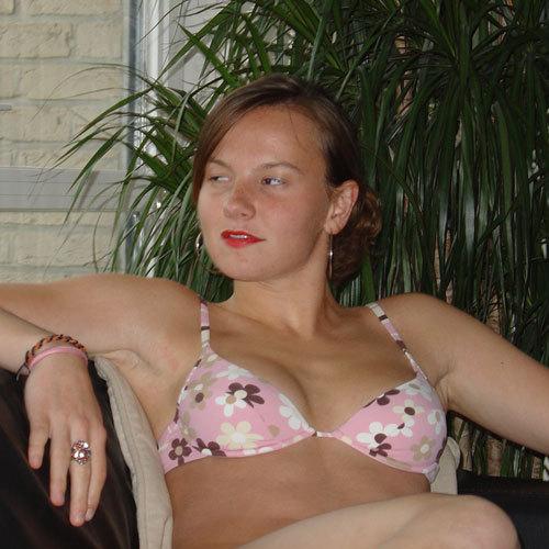 hoop hier een leuke sex date te kunnen vinden, wel discreet aangezien 